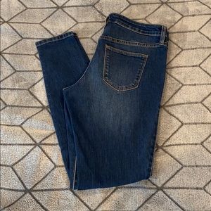 Unversal Thread Jeans